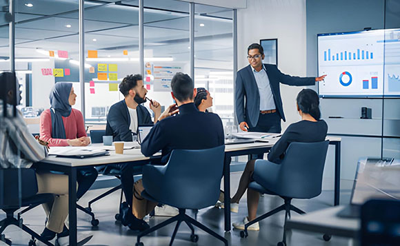 Operational Coordination for Multi-Team Projects